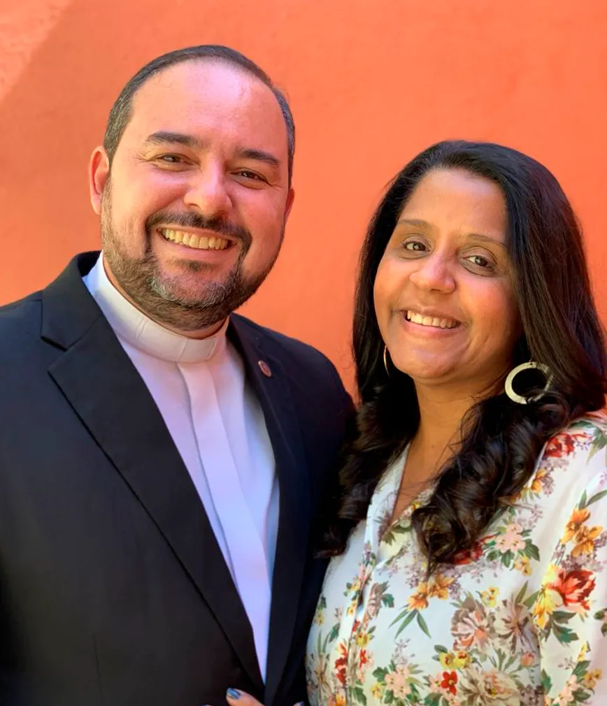 Pr André e Adriana